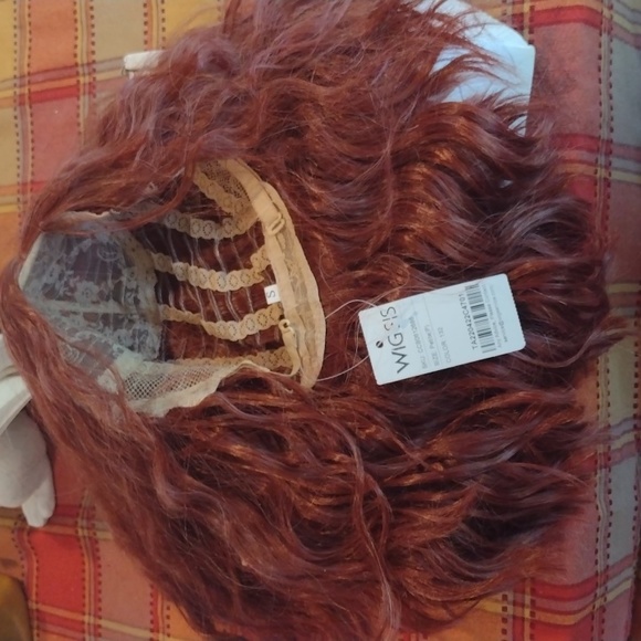 A red wig from Wig Sis - Picture 5 of 6